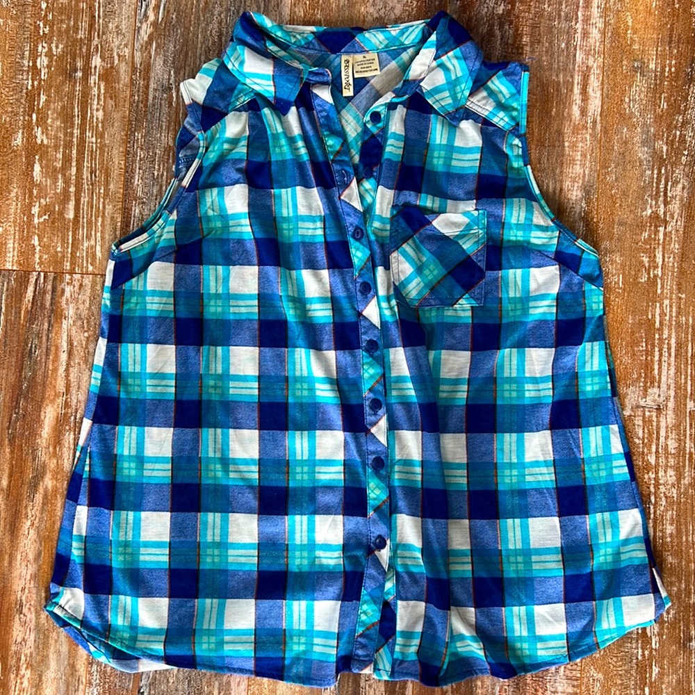 PASSPORT blue plaid tank top size XL for women (juniors)